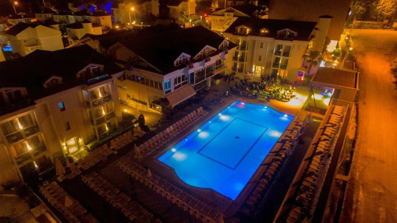 Aes Club Hotel Олудениз